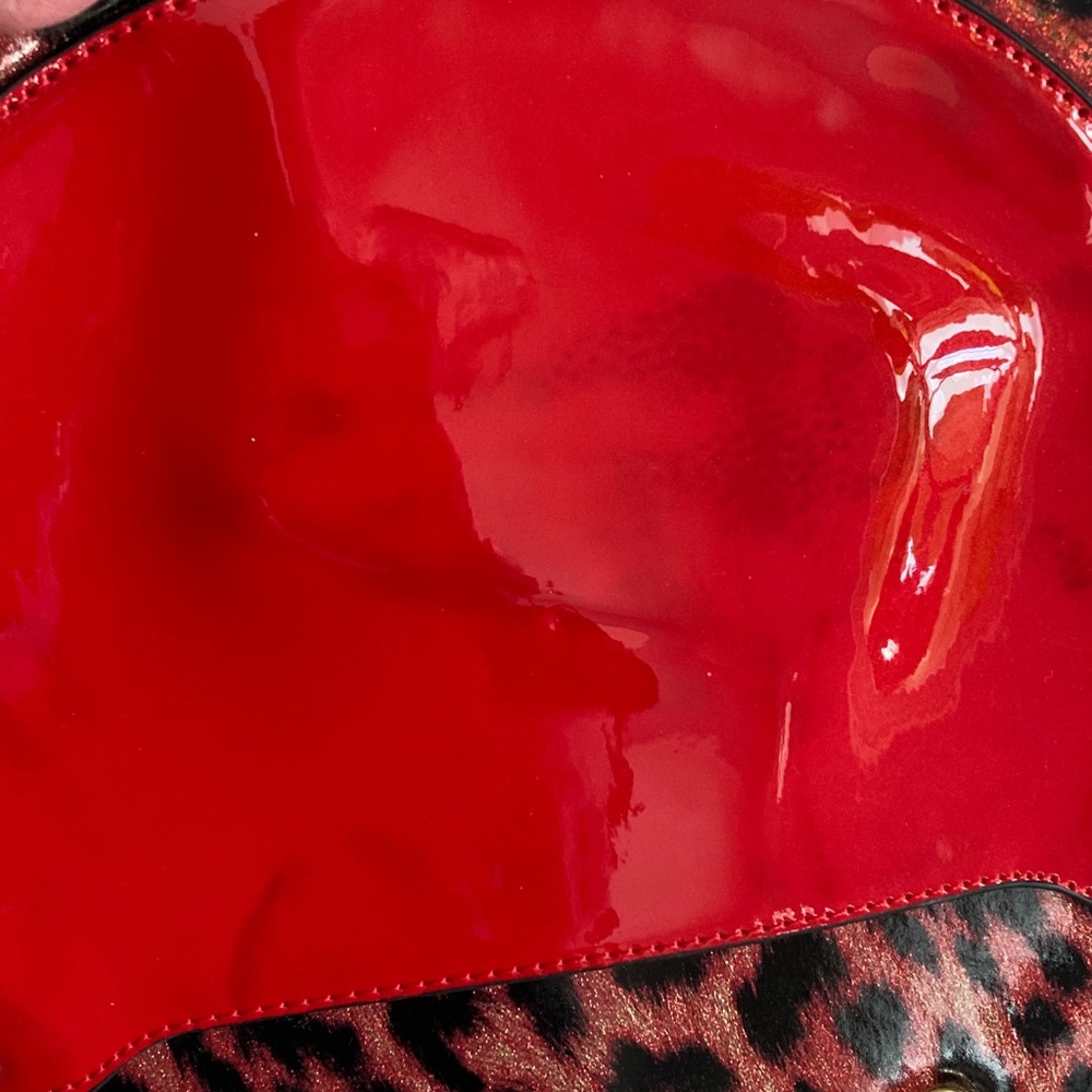 VTG Red Leopard Patent Print 2-1 Bag - Picture 10 of 12